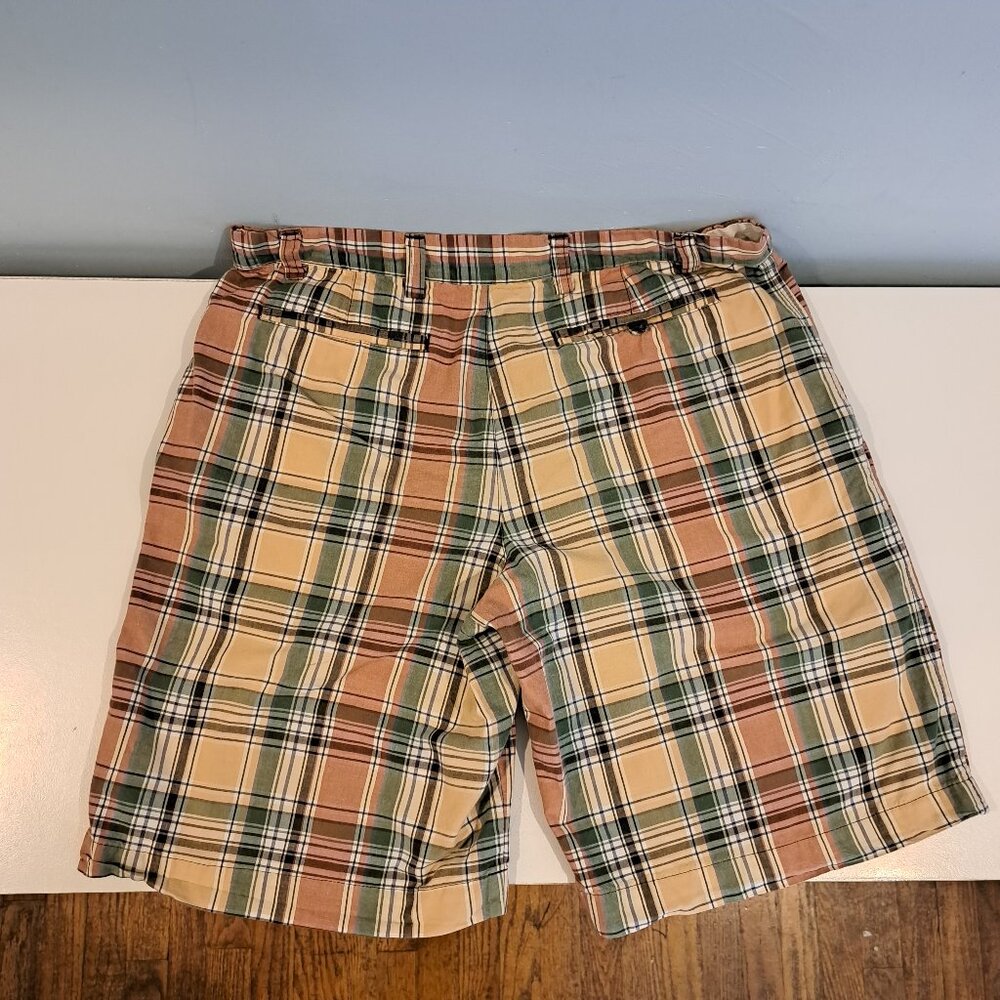 Banana Republic Men's 32x9.5 Flat Front 100% Cotton Plaid Shorts - Picture 7 of 14